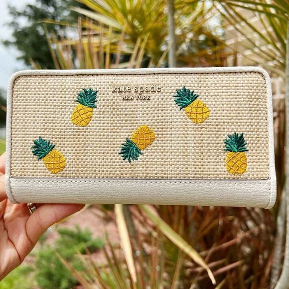 Kate Spade Darcy Pineapple Embroidered Large Slim Bifold Wallet - Picture 1 of 6